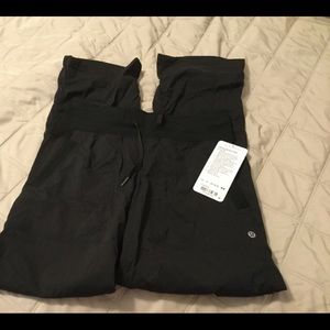 NWT Lululemon Dance Studio III Blck Sz8 Pants $118